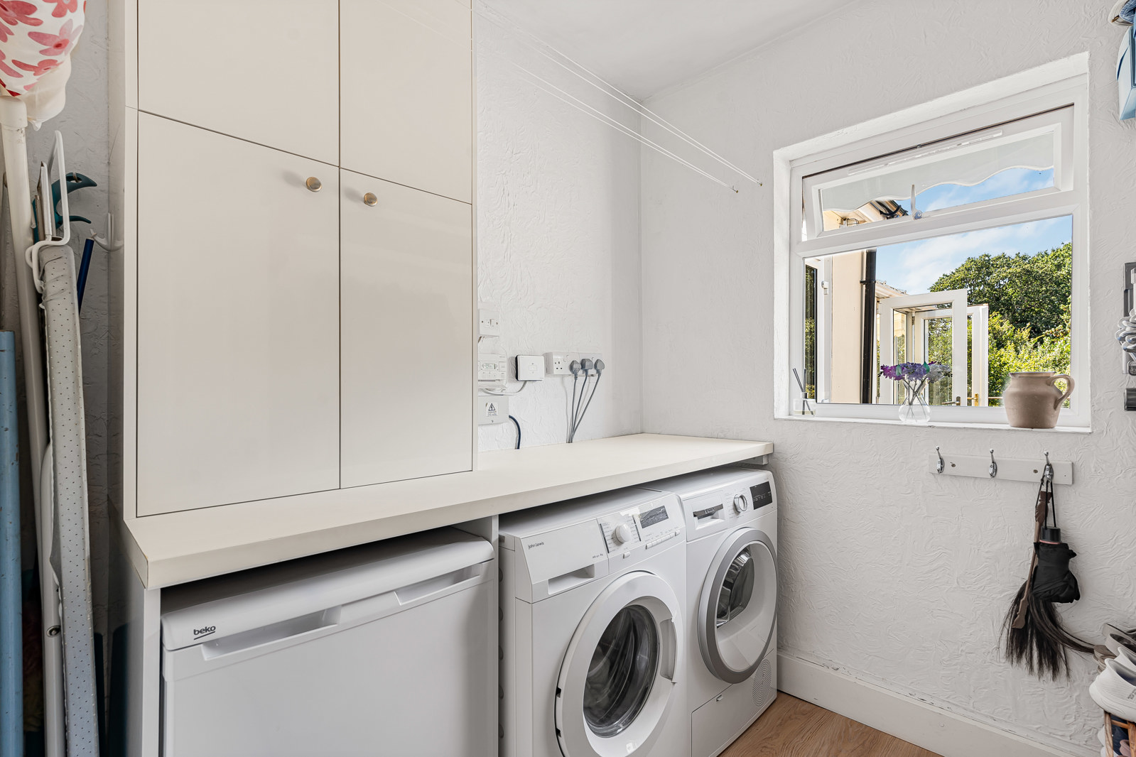 Telegraph Lane, Four Marks, Alton, Hampshire, GU34, photo 19