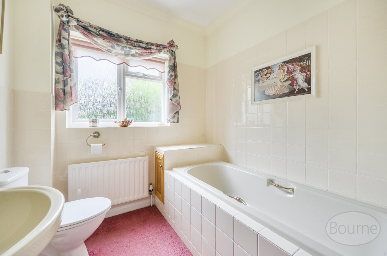 Grosvenor Road, Medstead, Alton, Hampshire, GU34, photo 11