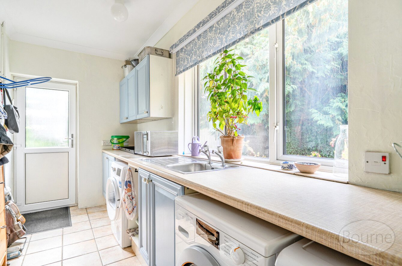 Torberry Drive, Petersfield, Hampshire, GU31, photo 5