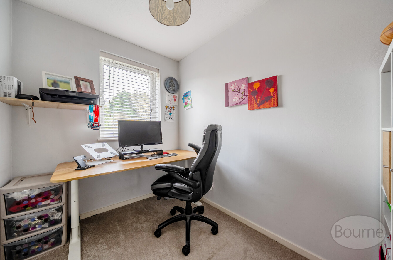Roundthorn Way, Goldsworth Park, Woking, Surrey, GU21, photo 17