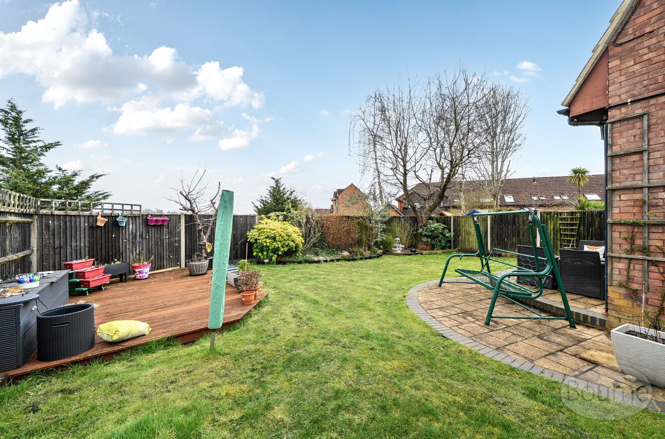 Roundthorn Way, Goldsworth Park, Woking, Surrey, GU21, photo 18