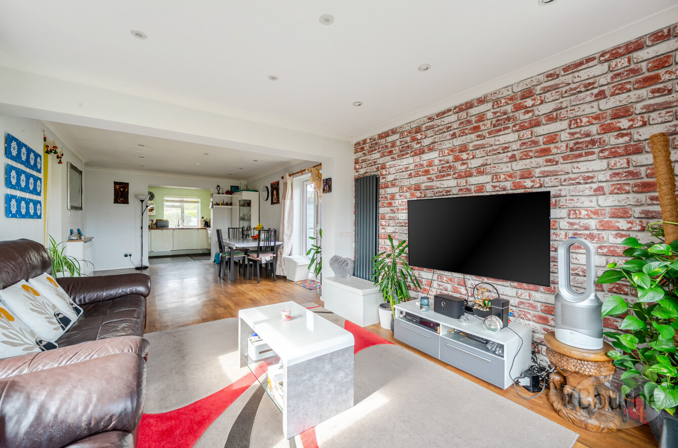 Roundthorn Way, Goldsworth Park, Woking, Surrey, GU21, photo 8