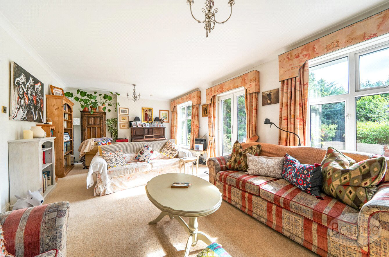 Torberry Drive, Petersfield, Hampshire, GU31, photo 24