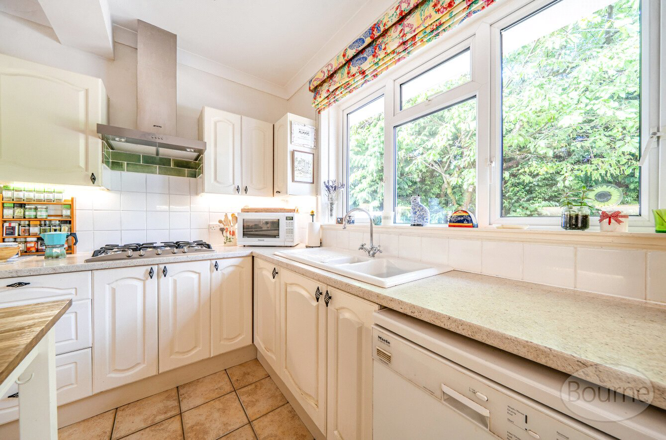 Torberry Drive, Petersfield, Hampshire, GU31, photo 23