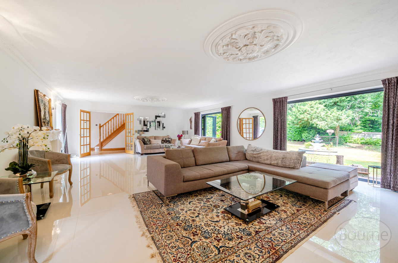 Elm Hill, Normandy, Guildford, Surrey, GU3, photo 2