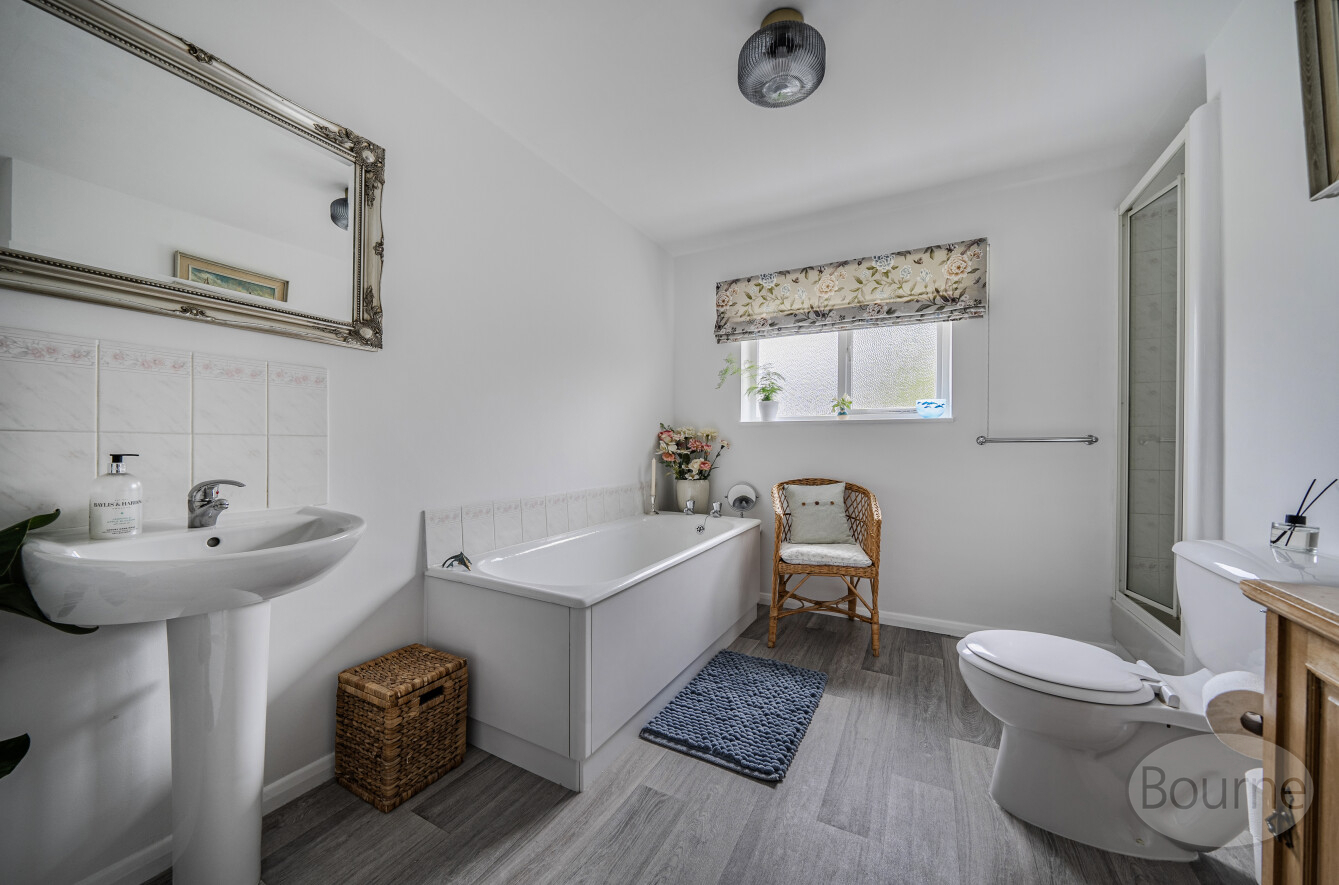 Glaziers Lane, Normandy, Guildford, Surrey, GU3, photo 10