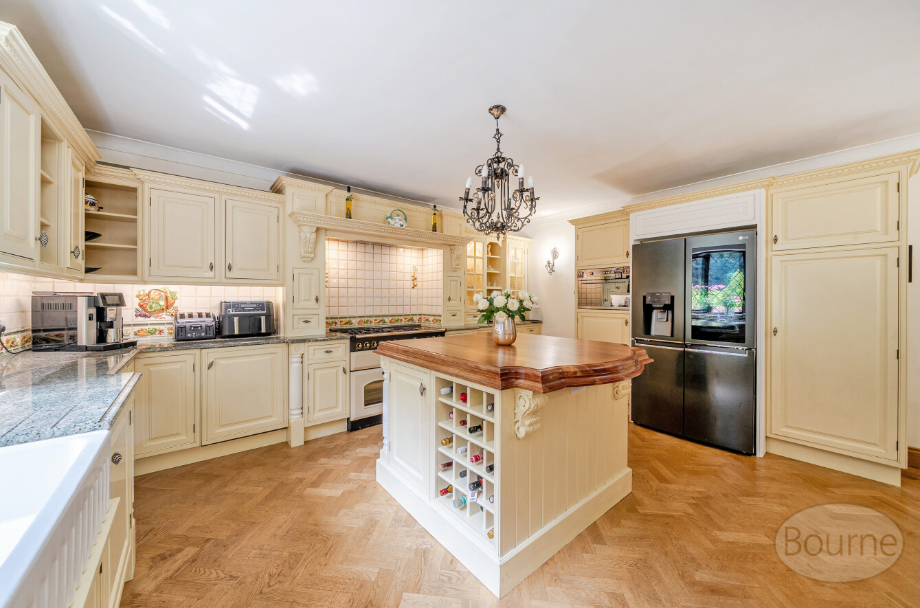 Elm Hill, Normandy, Guildford, Surrey, GU3, photo 6