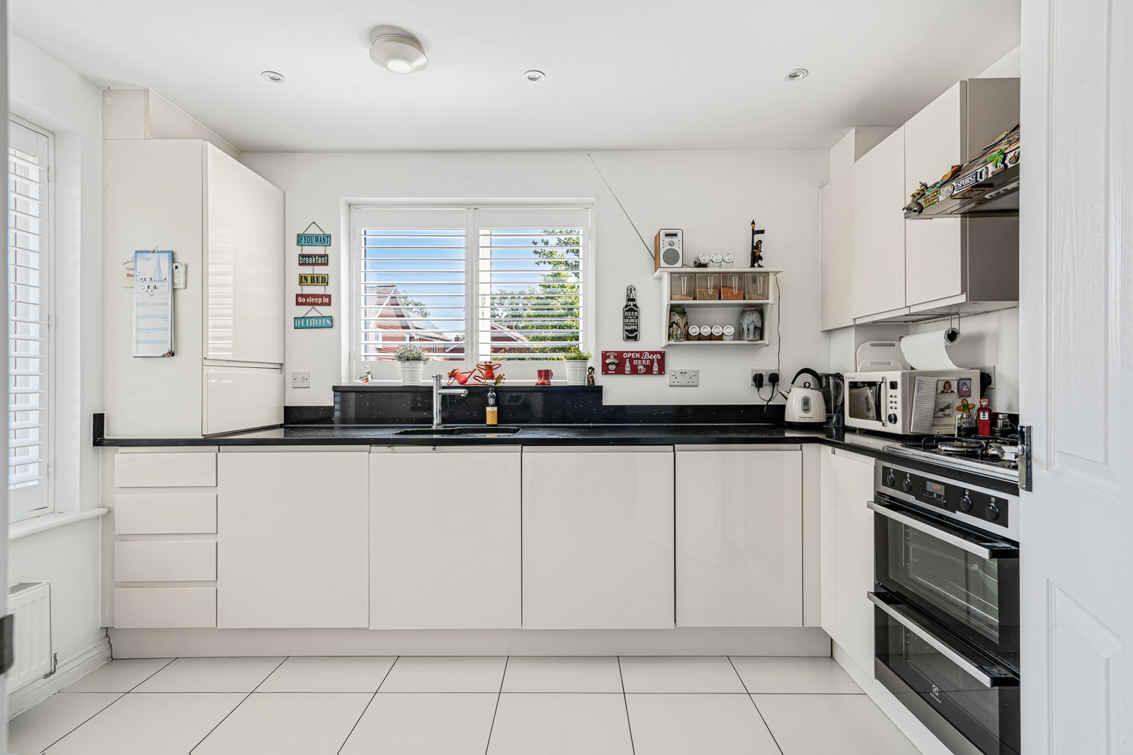 Parsons Way, Tongham, Farnham, Surrey, GU10, photo 15