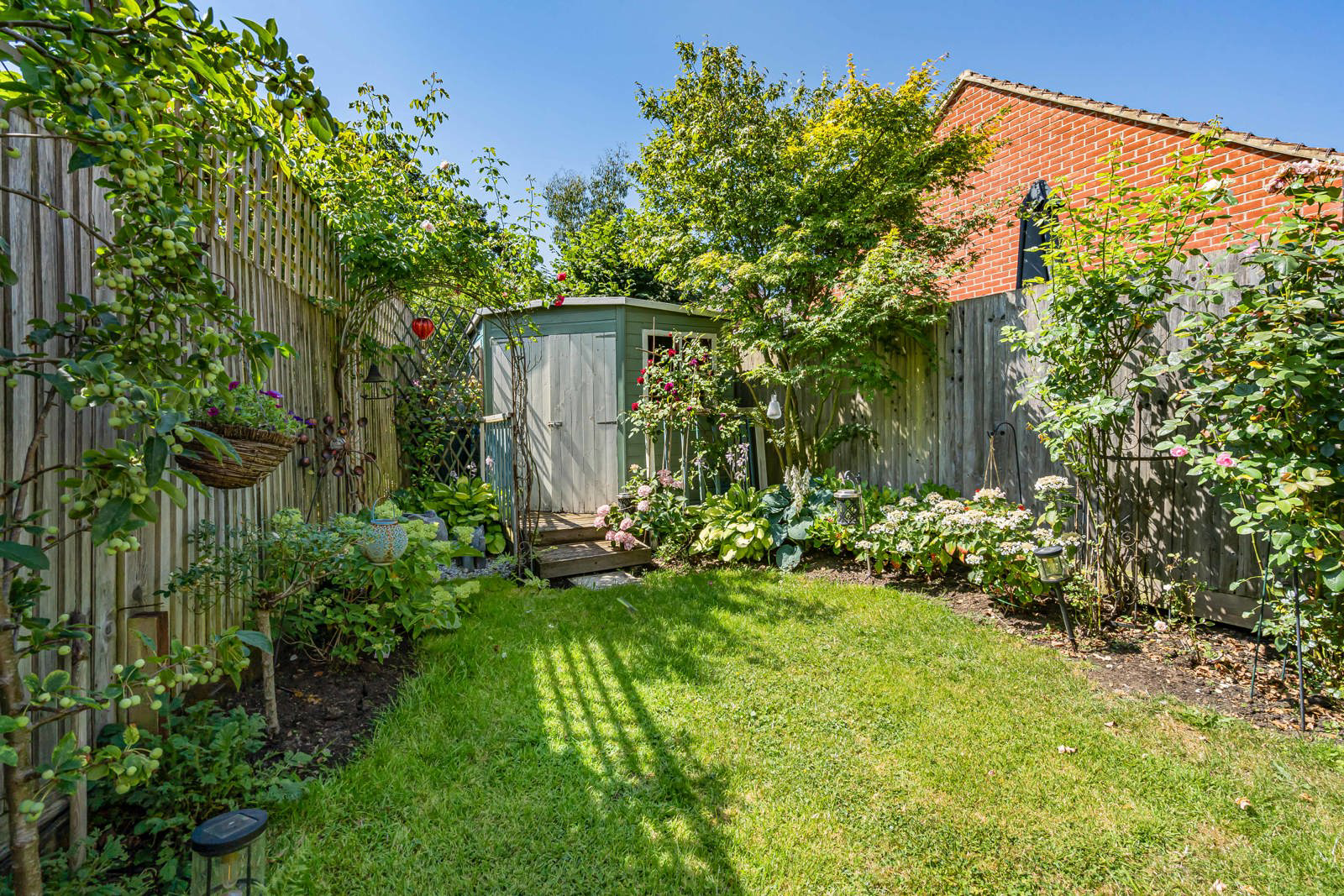 Parsons Way, Tongham, Farnham, Surrey, GU10, photo 30