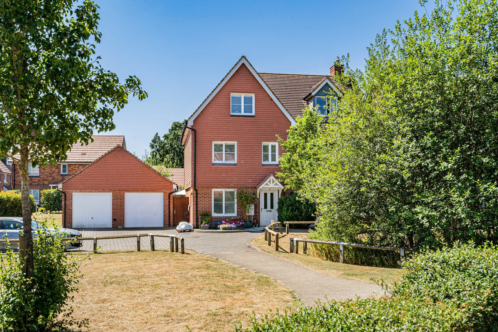Parsons Way, Tongham, Farnham, Surrey, GU10, photo 37