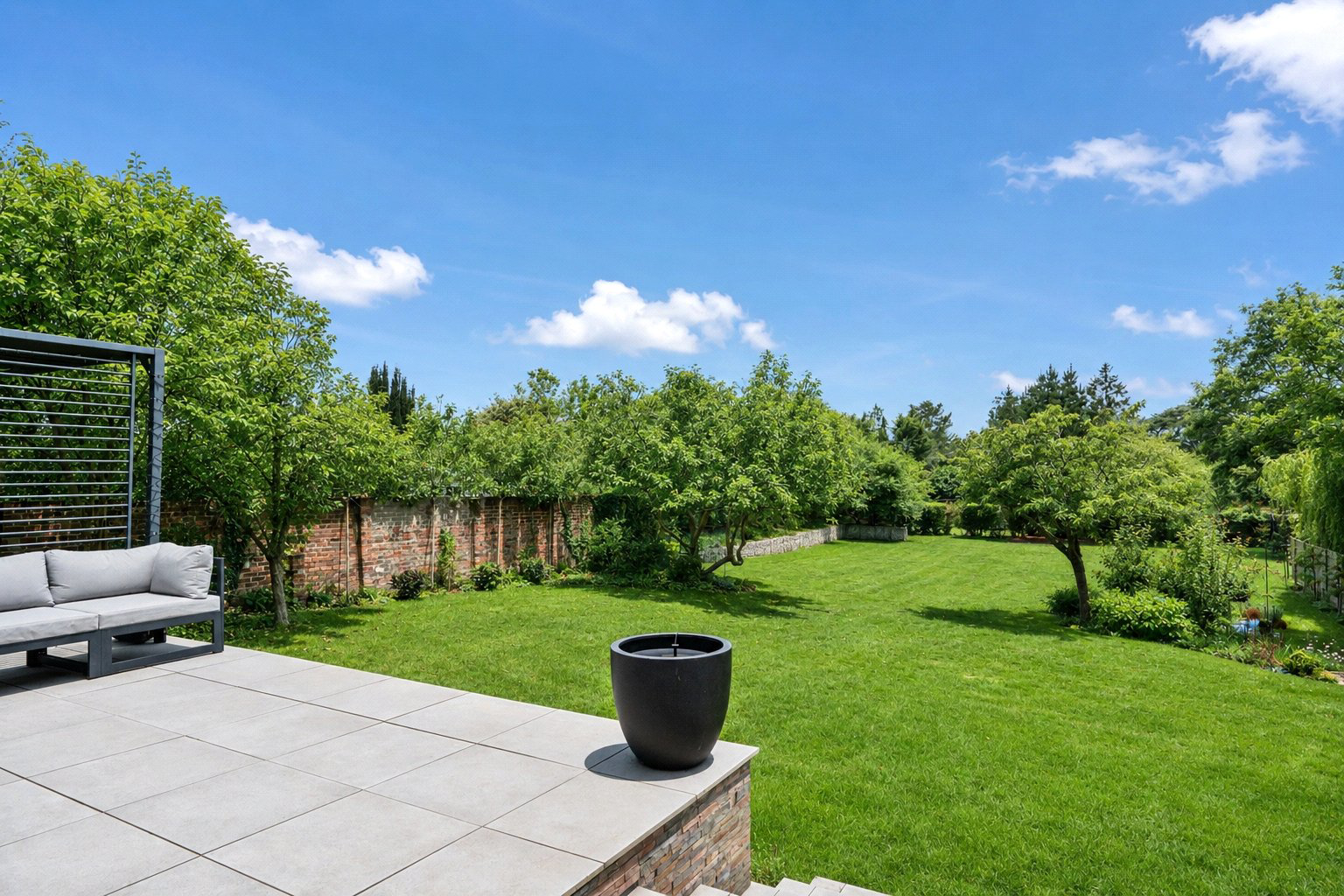 Old Compton Lane, Farnham, Surrey, GU9, photo 19