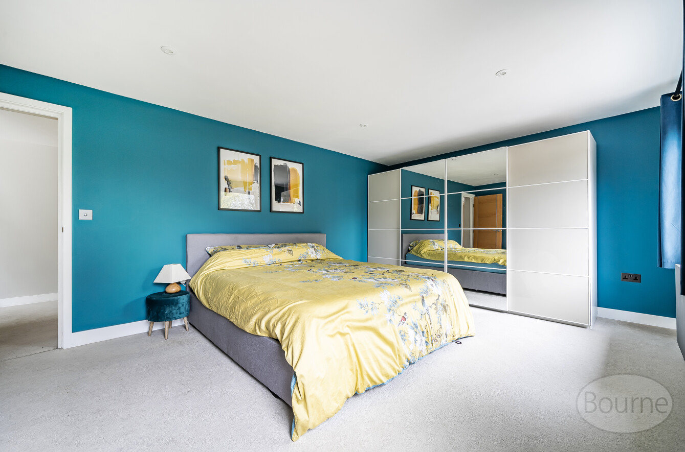 Old Compton Lane, Farnham, Surrey, GU9, photo 17