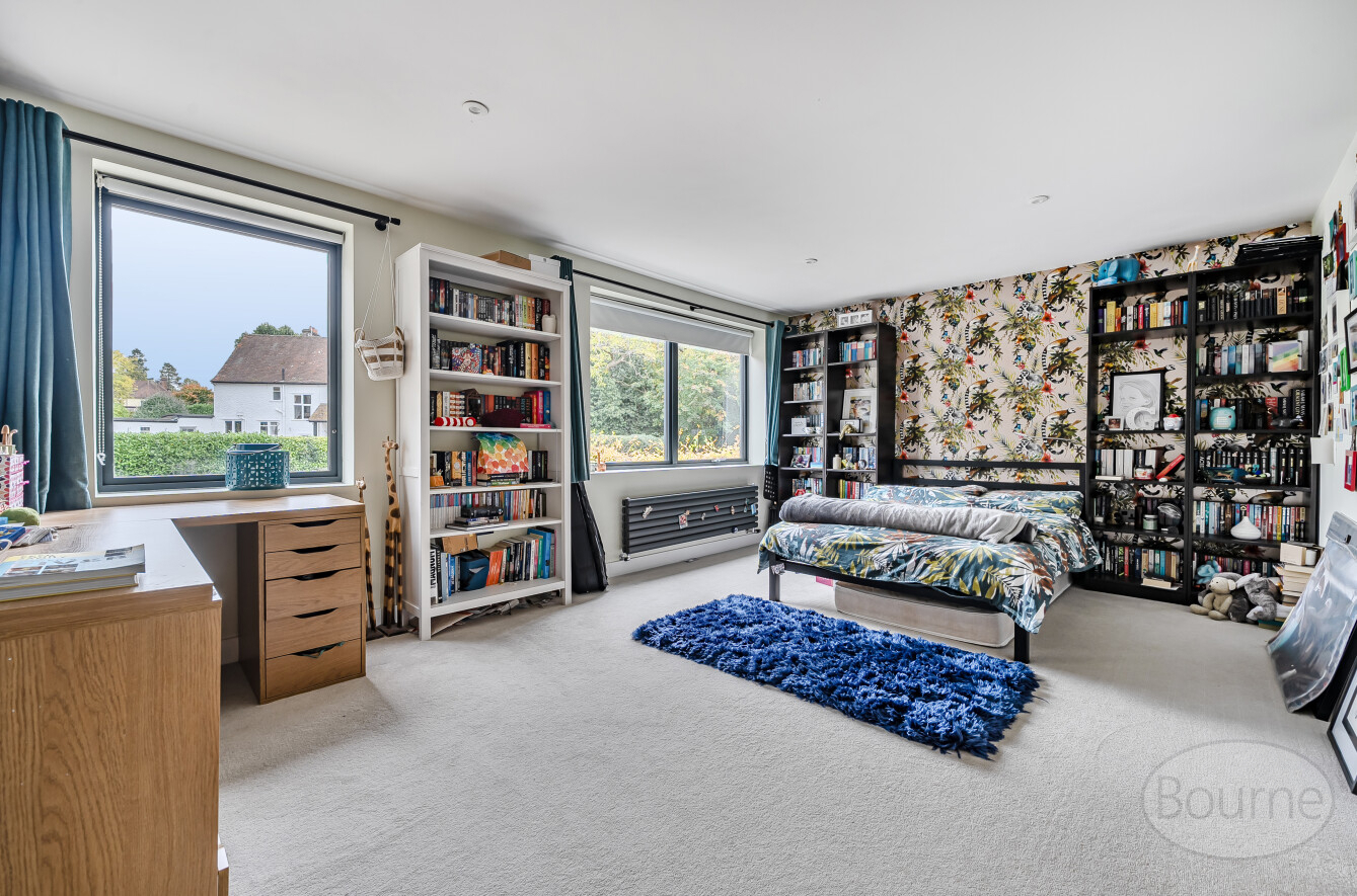 Old Compton Lane, Farnham, Surrey, GU9, photo 13
