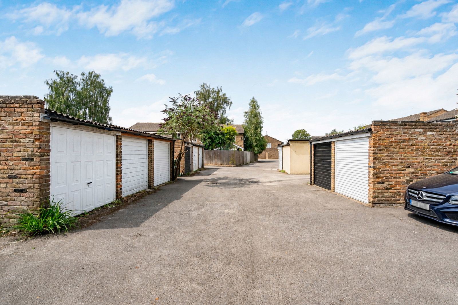 Larkfield, Cobham, Surrey, KT11, photo 11