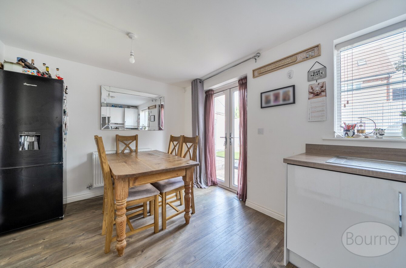 Lowsley Farm Drive, Liphook, Hampshire, GU30, photo 3