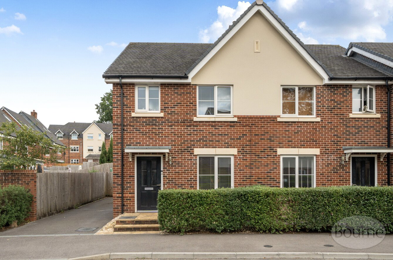 Lowsley Farm Drive, Liphook, Hampshire, GU30