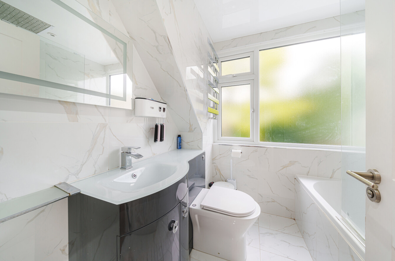 Ferndale, Guildford, Surrey, GU3, photo 21