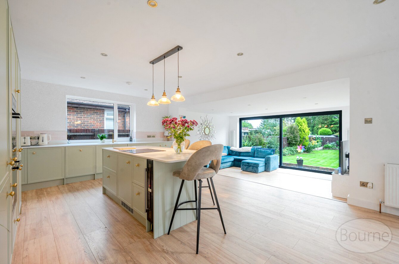 Lower Guildford Road, Knaphill, Woking, Surrey, GU21, photo 6