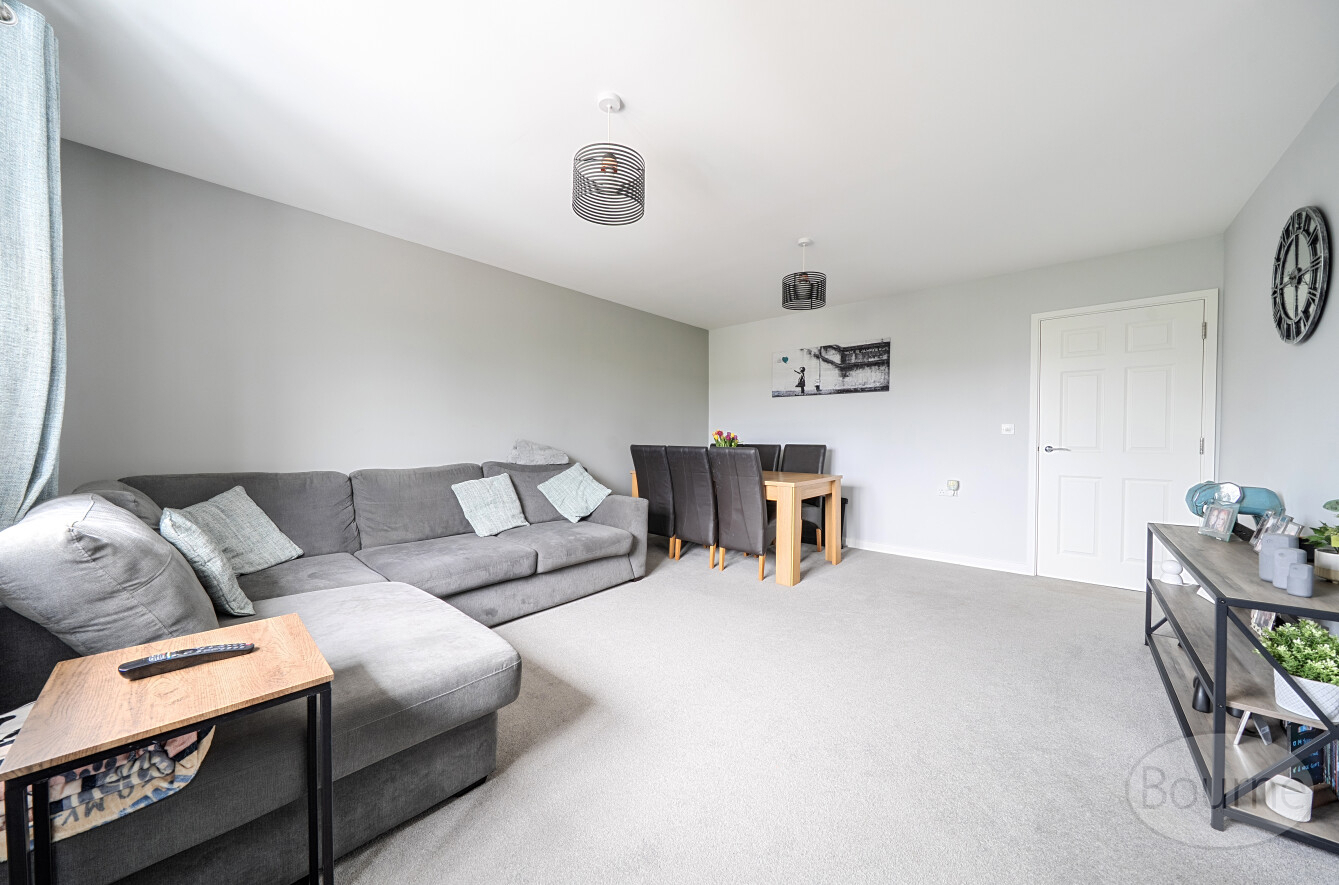 Halifax Close, Guildford, Surrey, GU3, photo 17