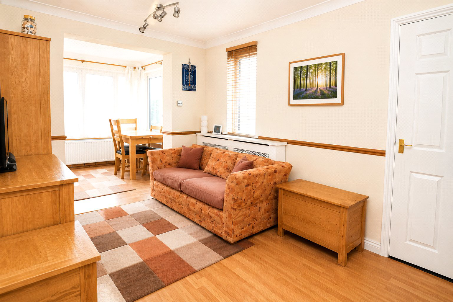 Devoil Close, Guildford, Surrey, GU4, photo 2