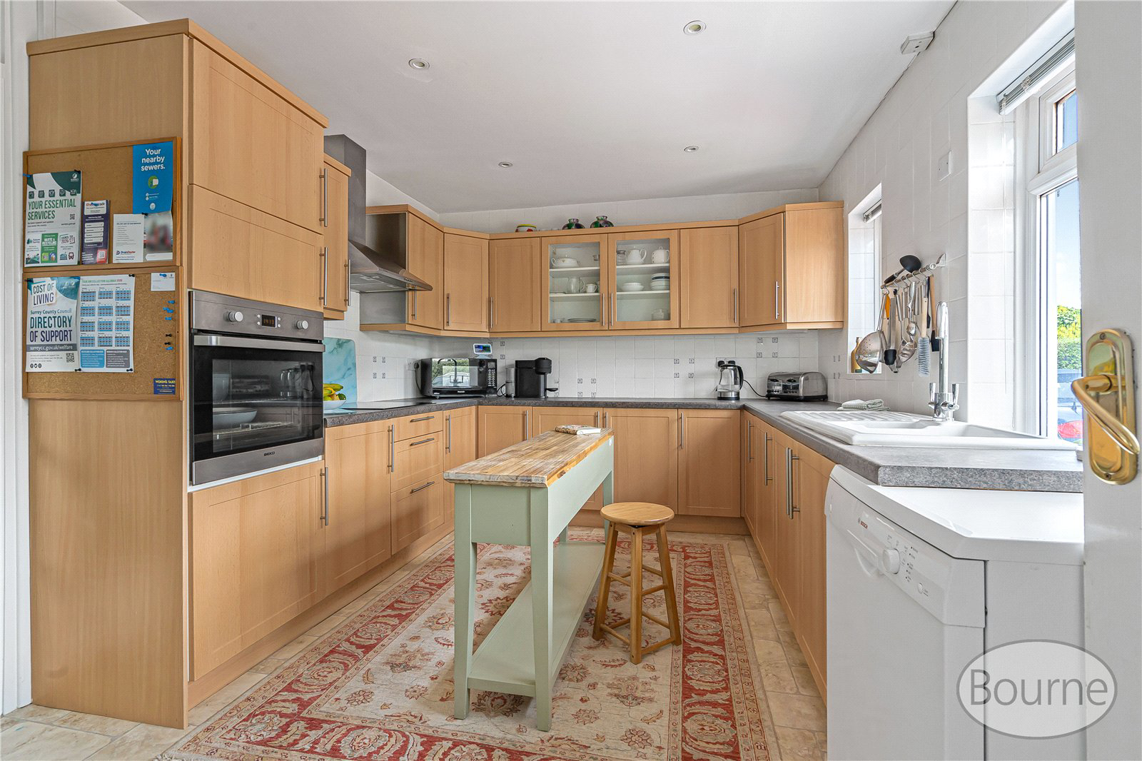 Apers Avenue, Westfield, Woking, Surrey, GU22, photo 4