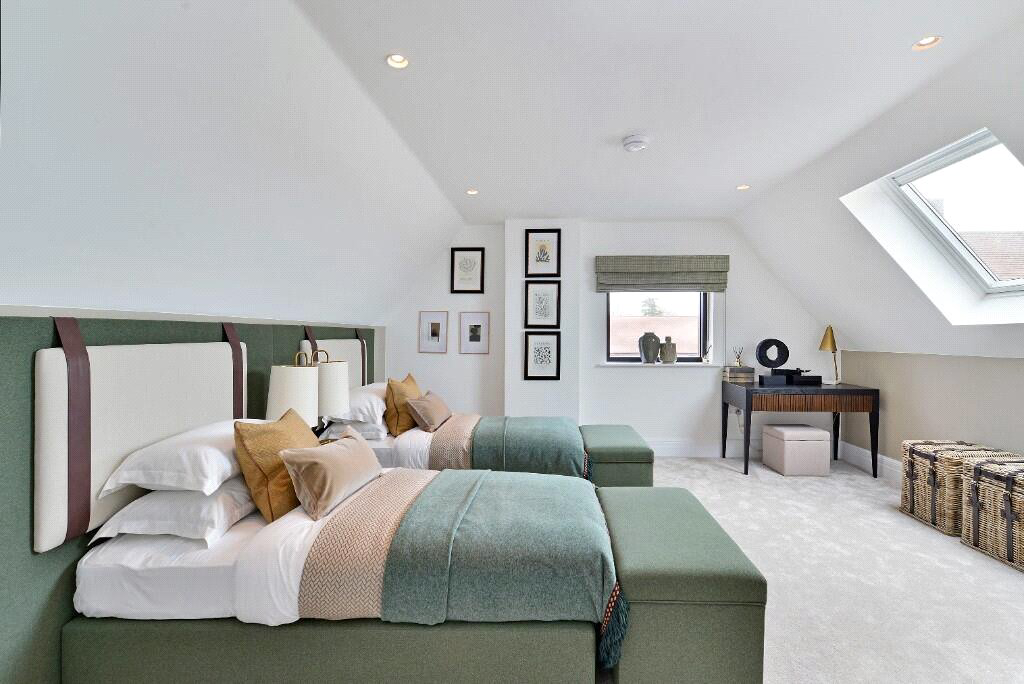 Medlands, Alfold Gardens, Alfold, Surrey, GU6, photo 9