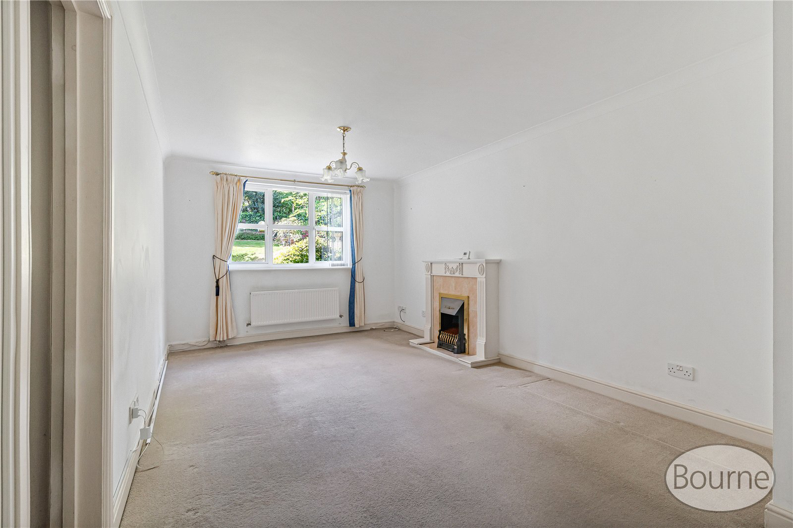 St. Johns Road, St. Johns, Woking, Surrey, GU21, photo 3