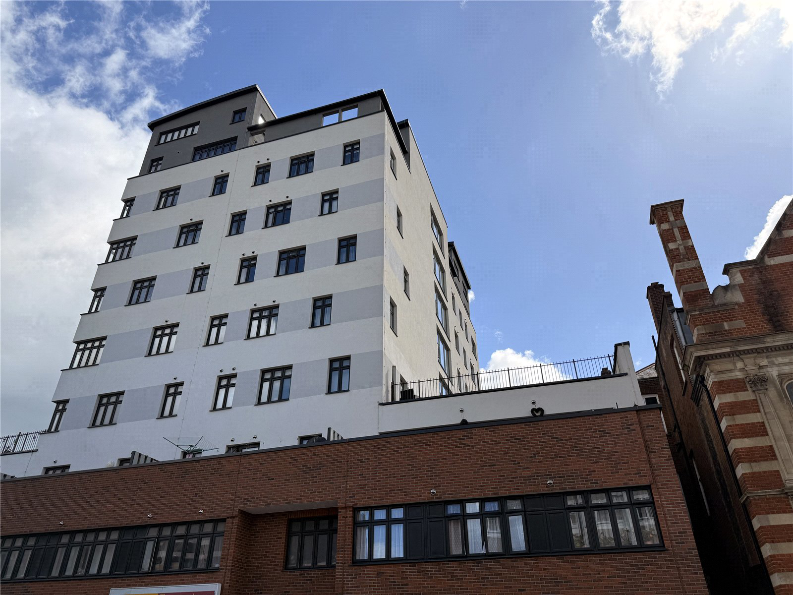Photo 10