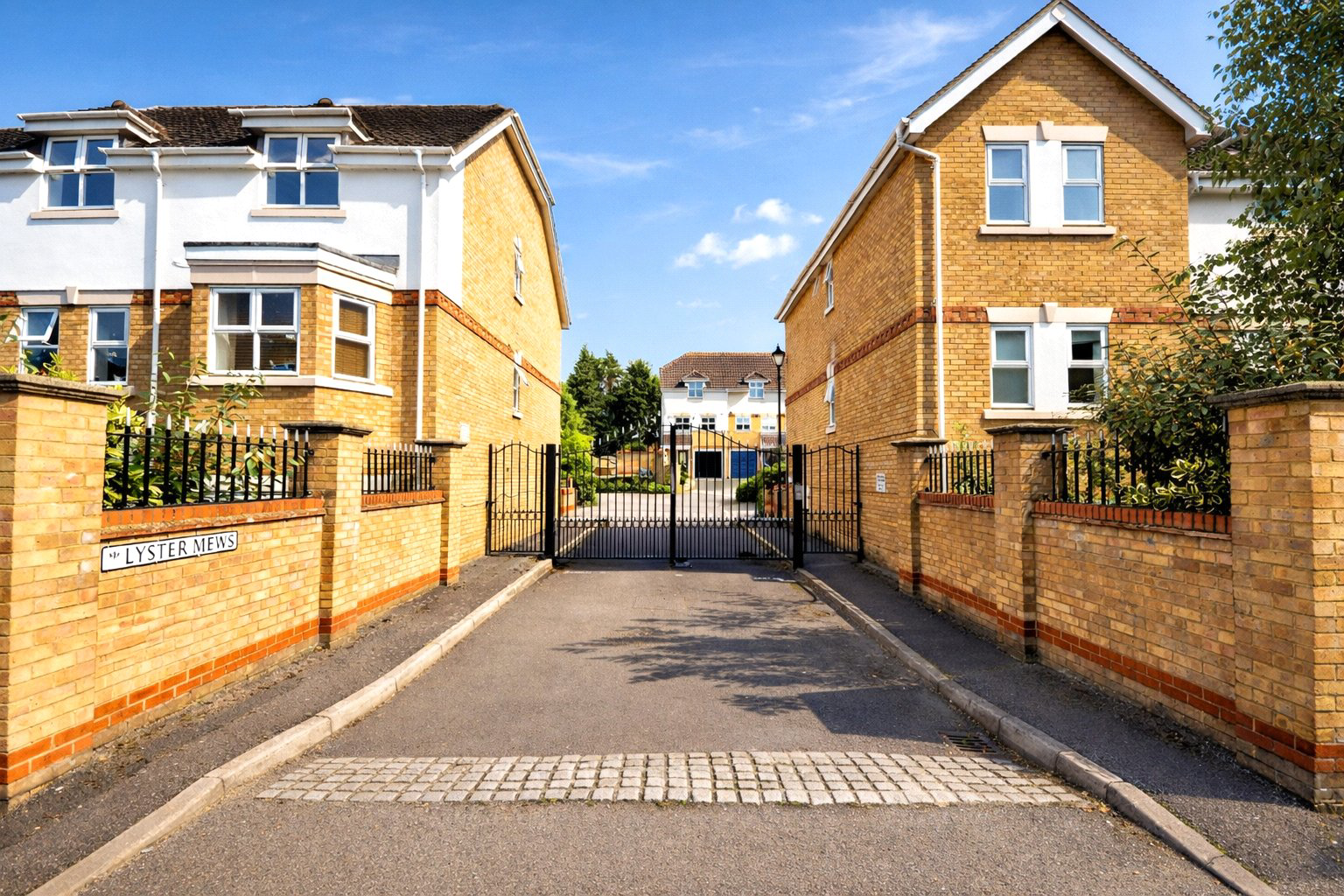 Lyster Mews, Cobham, Cobham, Surrey, KT11