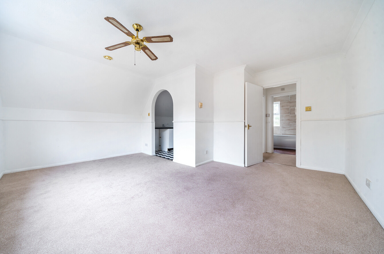 Shelley Court, Camberley, Surrey, GU15, photo 2