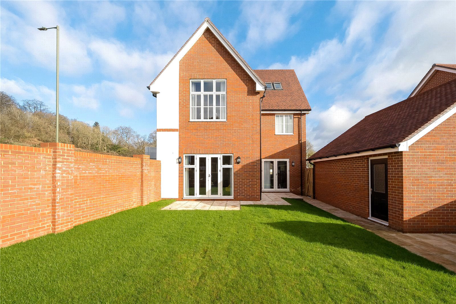 Old Portsmouth Road, Artington, Guildford, Surrey, GU3, photo 10