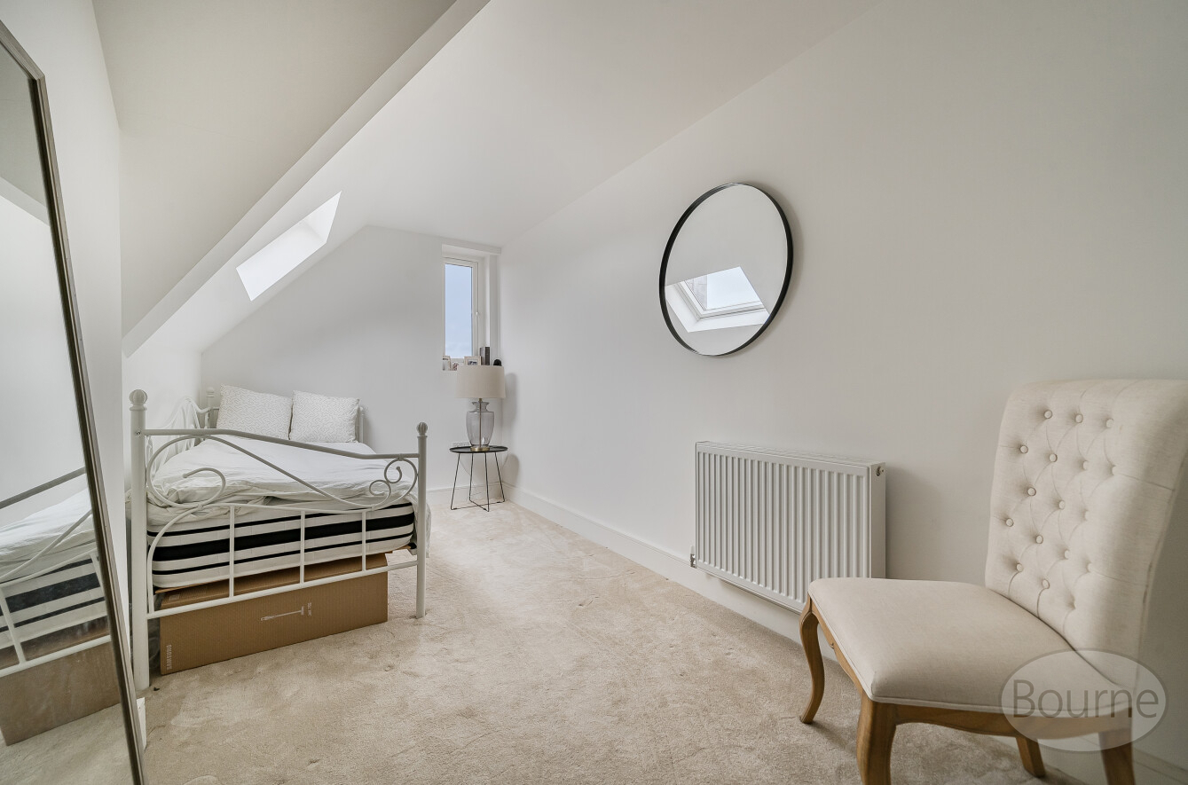 Swallowtail Grove, Frimley, Camberley, Surrey, GU16, photo 6
