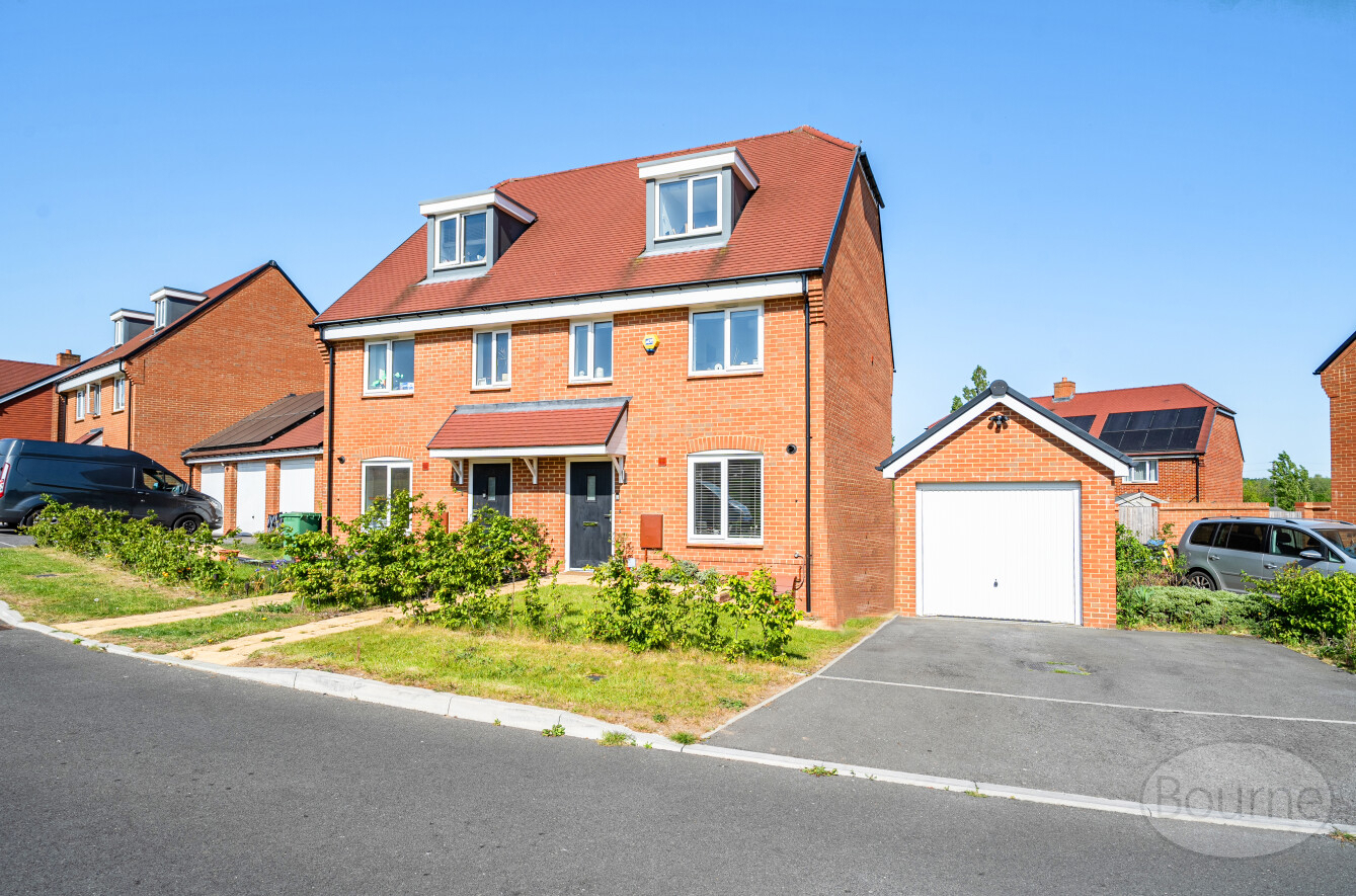 Browne Road, Tongham, Farnham, Surrey, GU10