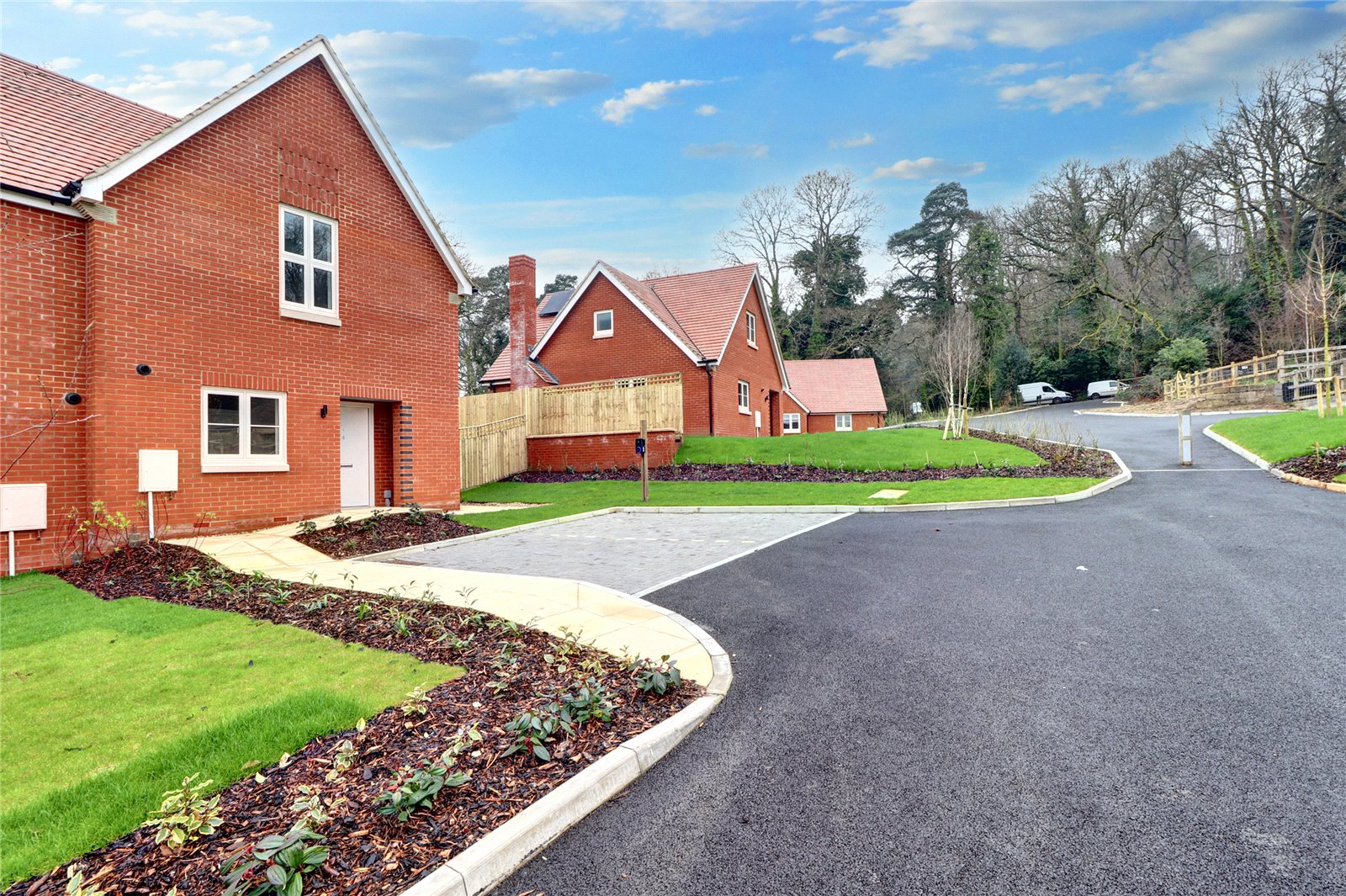 Livery Close, Wormley, Godalming, Surrey, GU8