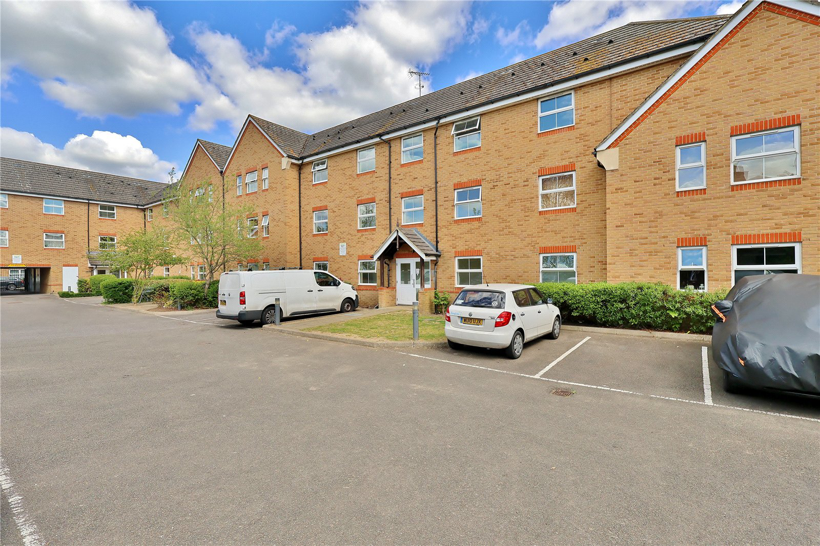 North Road, Woking, Surrey, GU21