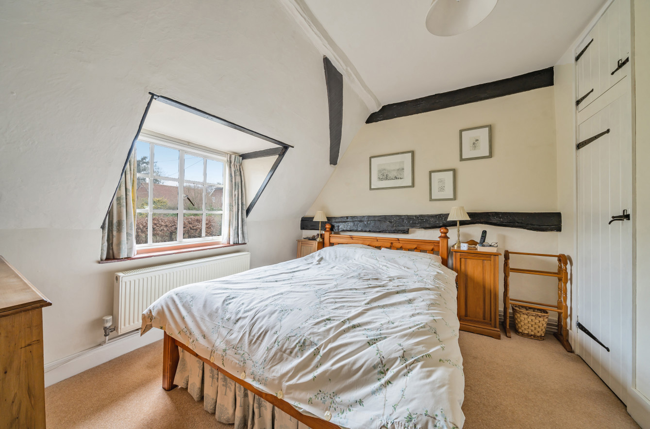 Dippenhall Street, Crondall, Farnham, Hampshire, GU10, photo 7