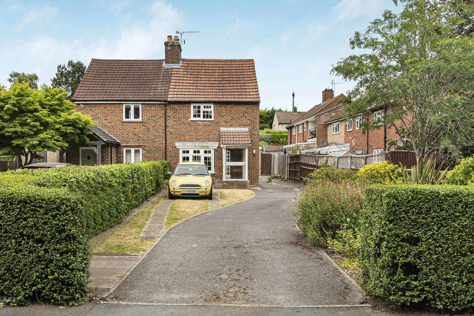 Alma Lane, Farnham, Surrey, GU9
