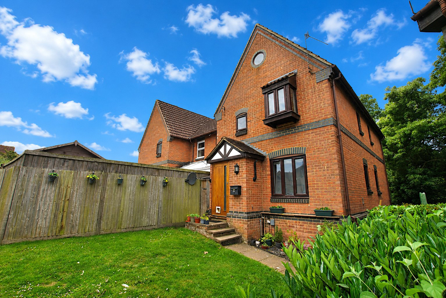 Dairymans Walk, Guildford, Surrey, GU4