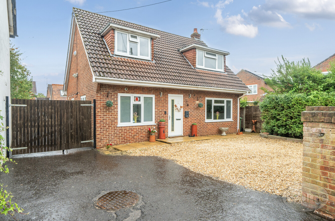 Heathcote Road, Bordon, Hampshire, GU35
