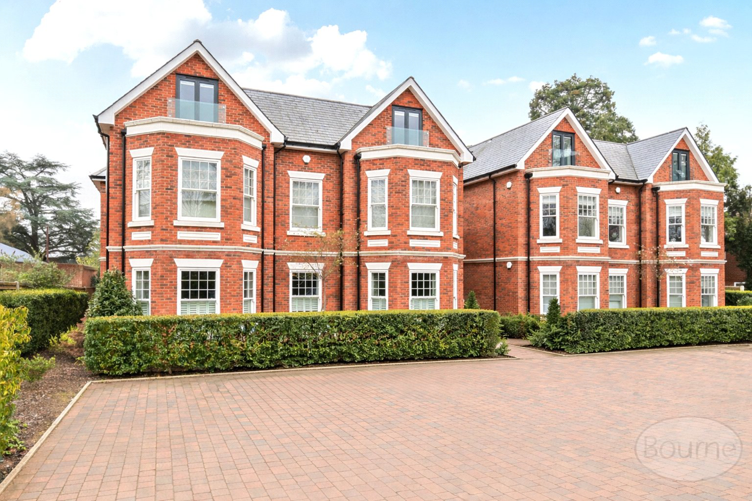 Stoke Road, Cobham, Surrey, KT11