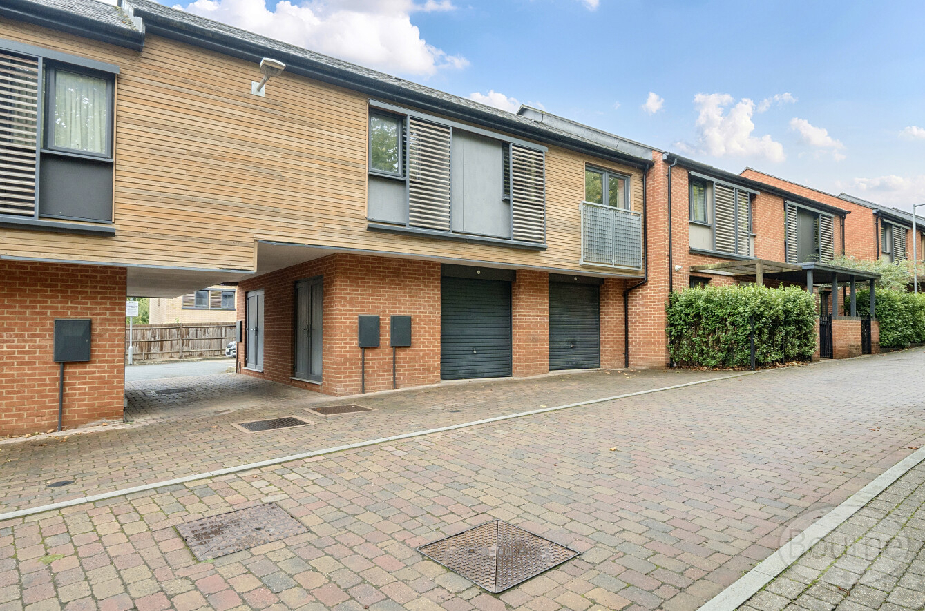 Monkton Drive, Bordon, Hampshire, GU35