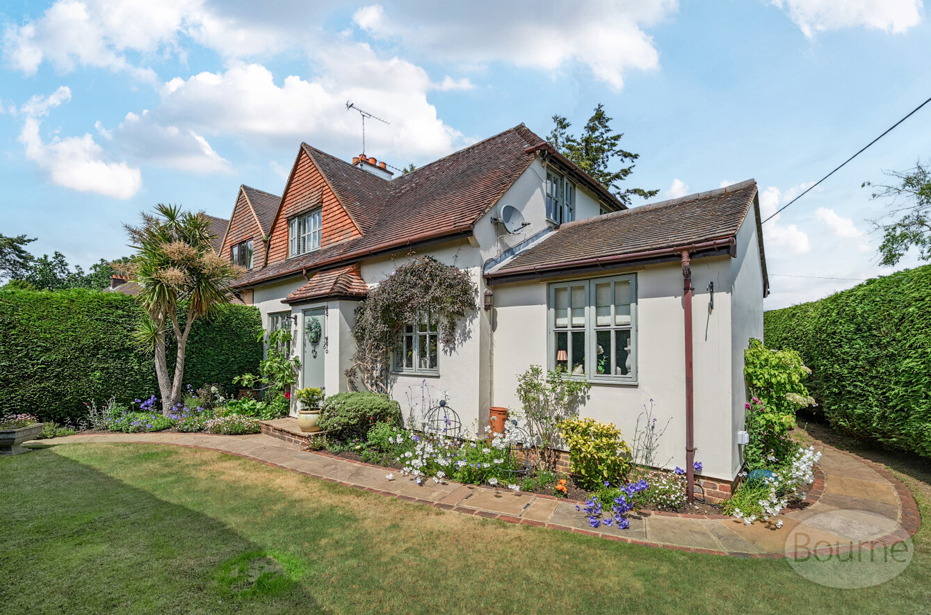 Boundstone Close, Wrecclesham, Farnham, Surrey, GU10, photo 13