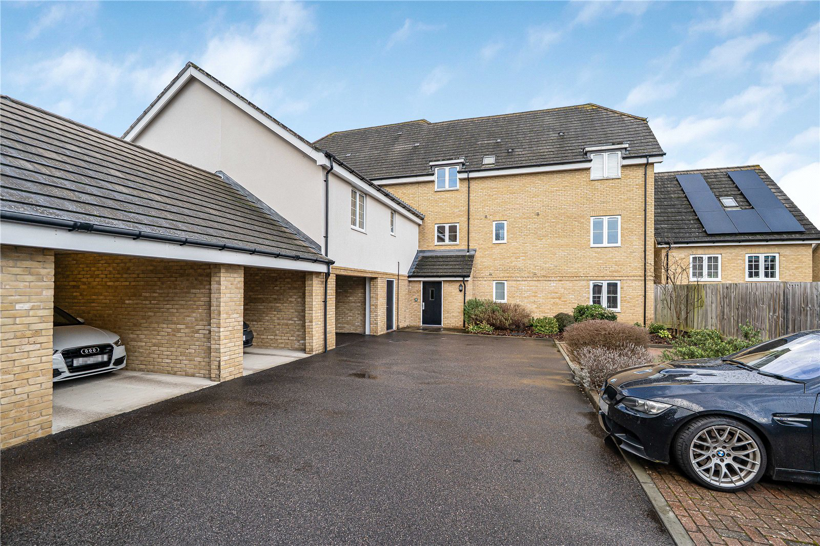 Brookwood Farm Drive, Knaphill, Woking, Surrey, GU21, photo 18