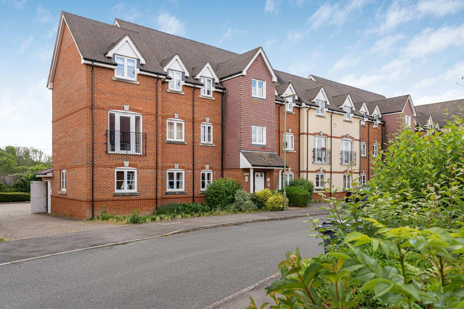 Garstons Way, Holybourne, Hampshire, GU34