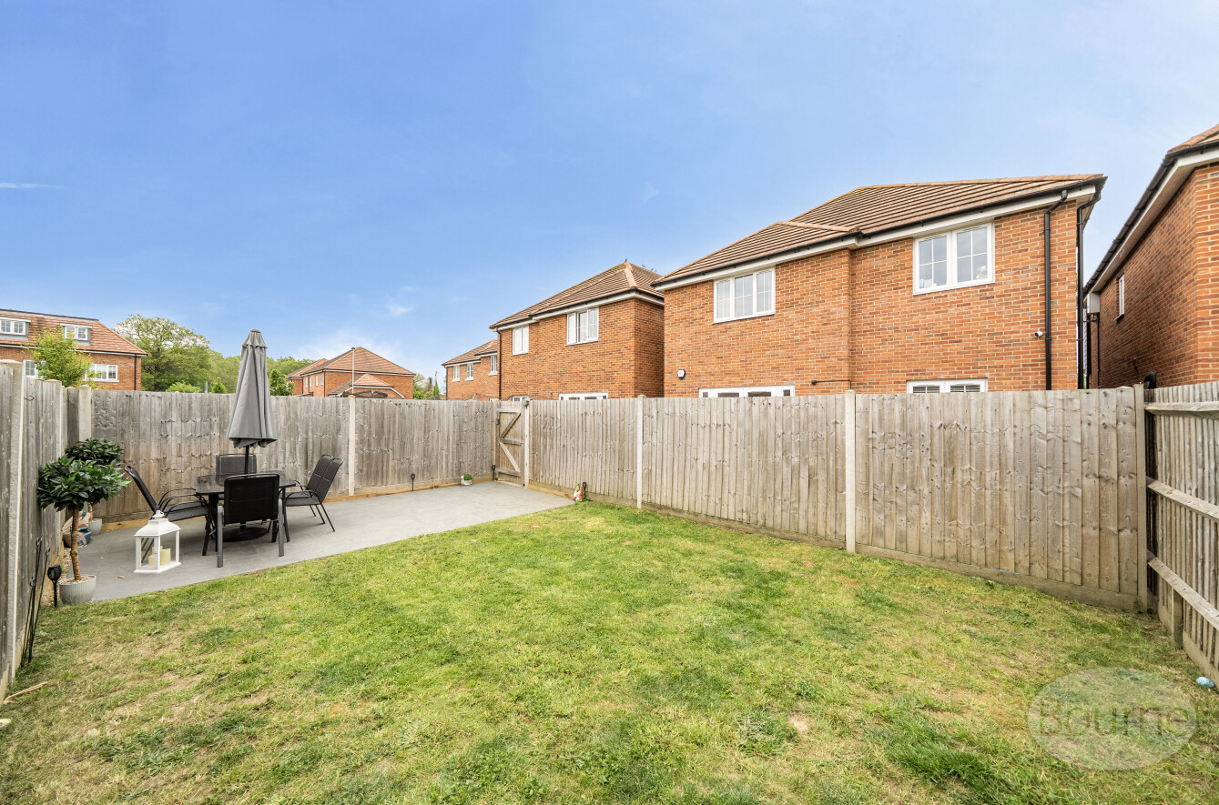 Halifax Close, Guildford, Surrey, GU3, photo 11