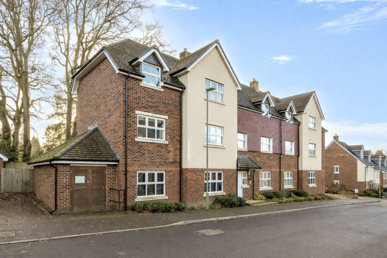 Brickwork Avenue, Liphook, Hampshire, GU30