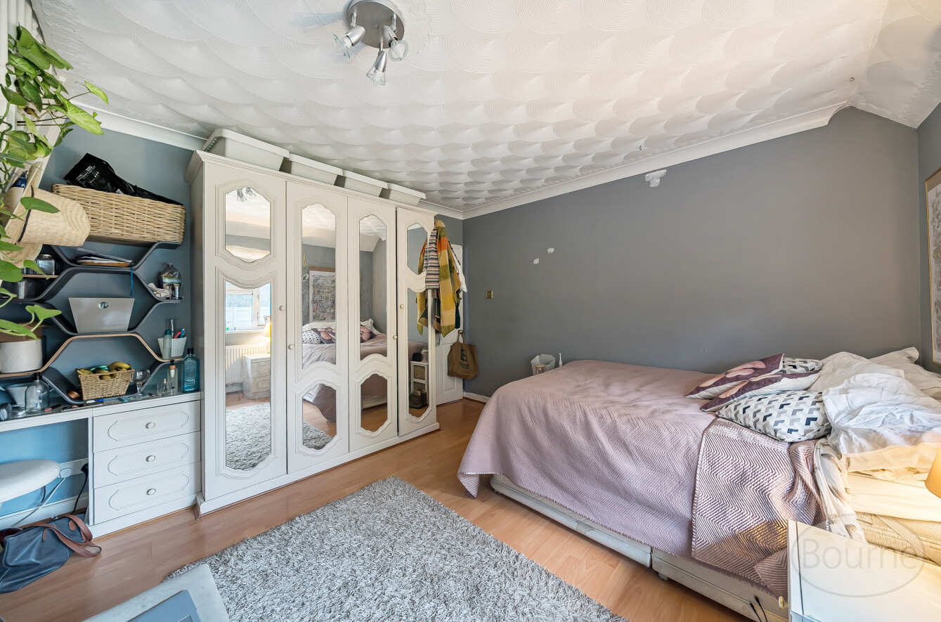 Frog Grove Lane, Wood Street Village, Guildford, Surrey, GU3, photo 10