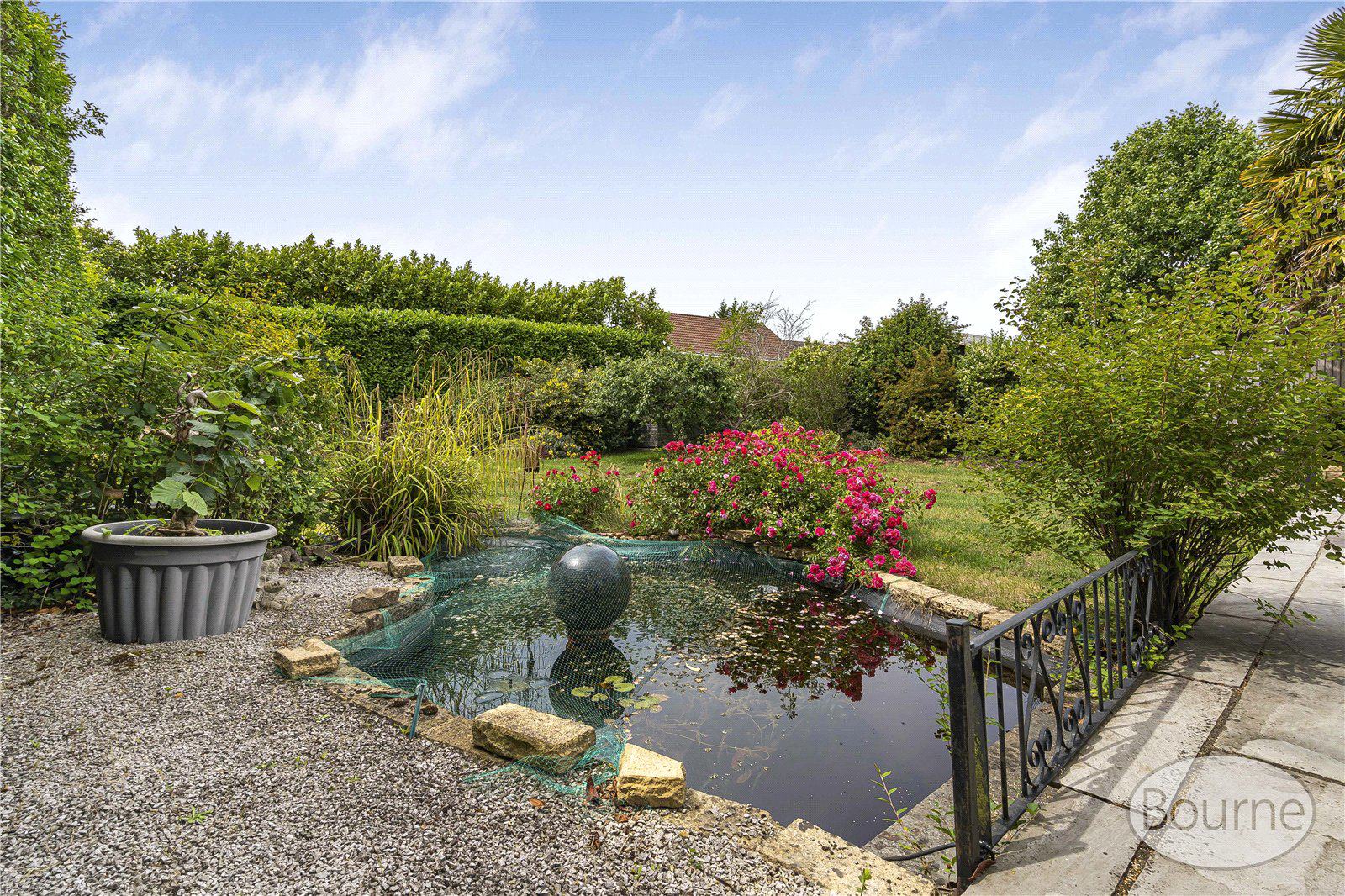 Apers Avenue, Westfield, Woking, Surrey, GU22, photo 11
