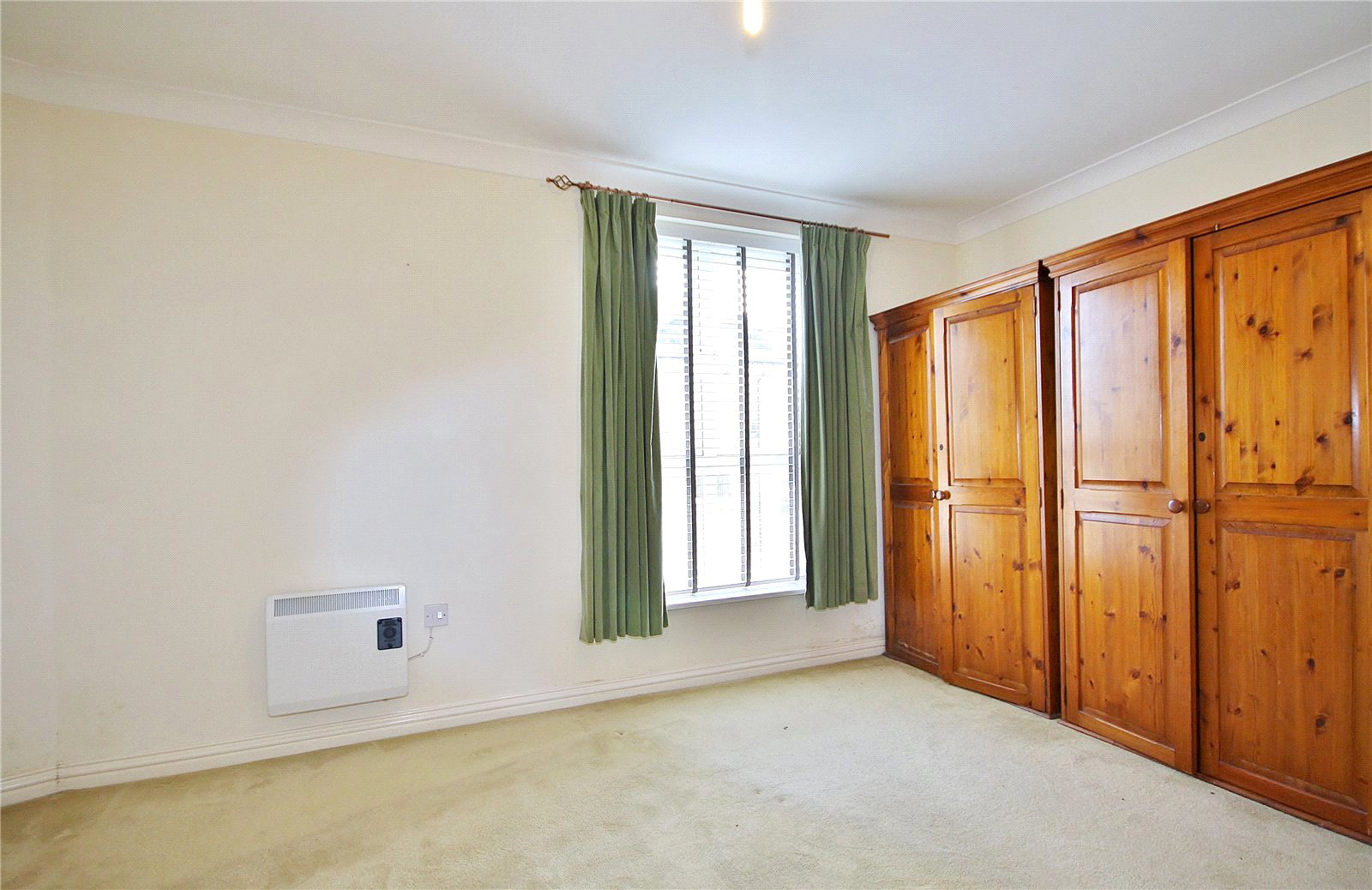 Tudor Way, Knaphill, Woking, Surrey, GU21, photo 6