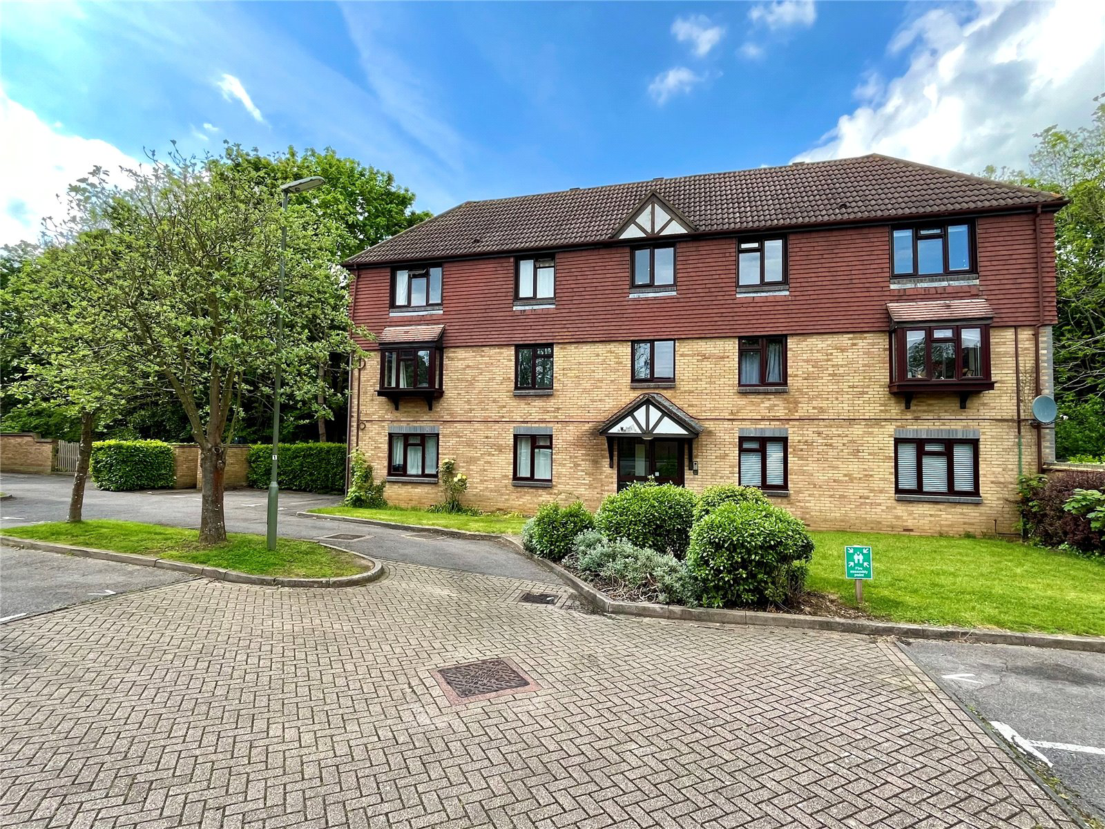 Ladygrove Drive, Guildford, Surrey, GU4